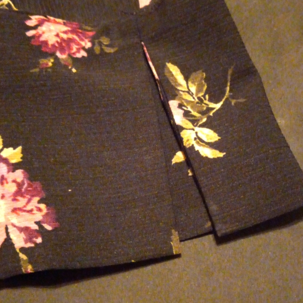 Blouse - Picture 3 of 3